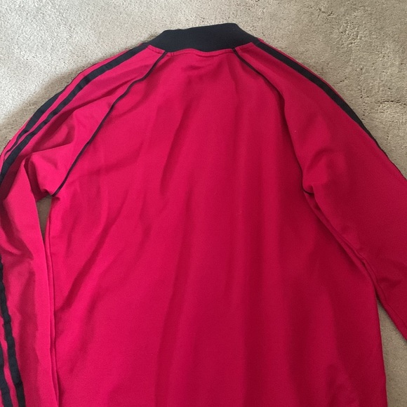 too small - Picture 2 of 2